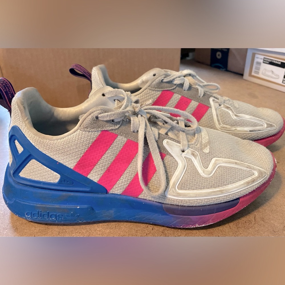 Adidas Women's ZX 2K Size 7.5